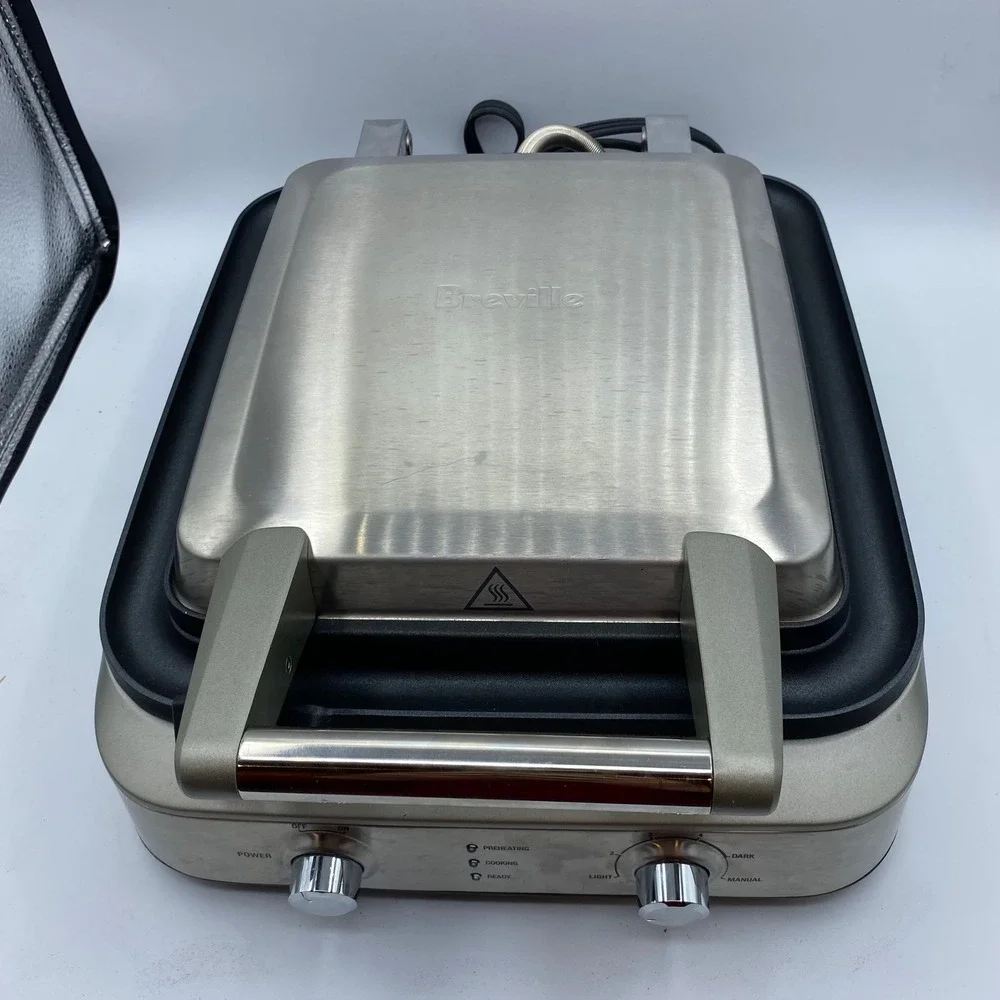 Breville 4-Slice Smart Waffle Maker BWM604 BSSUSC Silver Stainless Steel 1800W